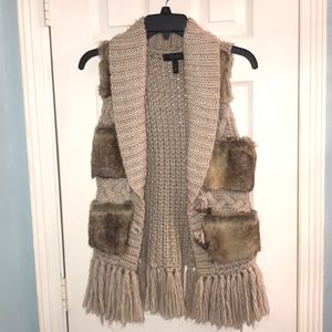 Comfy Jessica Simpson vest!